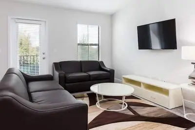 Image de Lovely 2 Bed 2 Bath Town Home-2sltth1