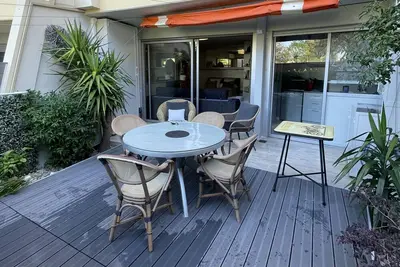 Image de 14364 Studio avec terrasse dans une résidence avec piscine