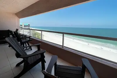 High End, Sky High Views- Completely Remodeled on Sand Key