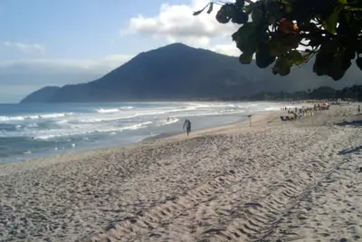 Image de Very cozy romantic townhouse with air conditioning - 5 minutes from the beach!
