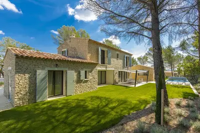 Image de Bastide en Pierre - Gordes - Piscine - 4 chambres