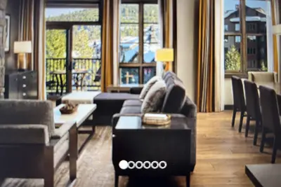 Image de Luxury Ski In/Ski Out, 2 Bed Rooms and Large Den, near gondola. Dec 27-Jan 3