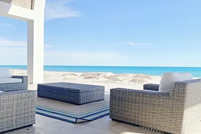 Image de Brand New Beautiful House La Brisas