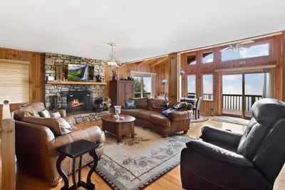 Image de Mountain Home with Cozy Interior