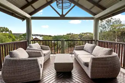 Image de Birdie Beach House - anyone for tennis?