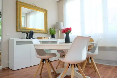 Image de Casa-Luxe: 115m² | city center | parking lot