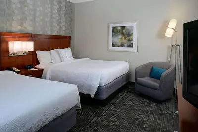 Image de A Place You'll Surely Enjoy! 3 Spacious Units, Free Parking, Pets Allowed!