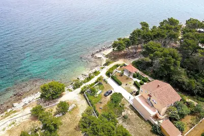 Image de Maison de vacances près de la mer Ugljan (K-21541)