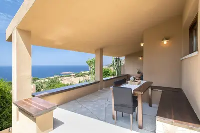 Image de Villa \"Sirius\" avec vue sur la mer, terrasse privée et Wi-Fi
