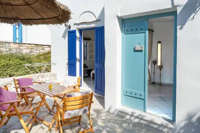 Appartement dans un hôtel \"Sun Rock Boutique - Villa Petunia\" avec vue sur la mer et climatisation