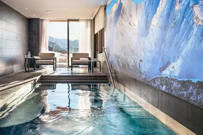 Image de Chalet contemporain avec piscine privée, sauna et home cinéma à Arc 1800