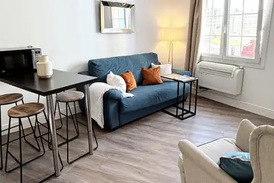 Image de Deluxe City Centre 2 Bed Apt w\/ Private Balcony