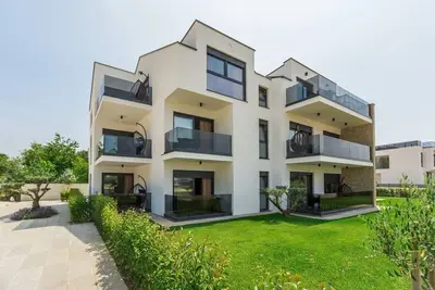 Image de Modern penthaus for 4 persons situtated in Funtana whit seaview