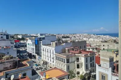 Image de Tangier 3br Hypercenter Apt: Prime Location, Modern Comforts, Stunning Views