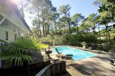 Image de Maison de vacances avec piscine et terrasse vers le Golf