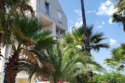 Image de Duplex vue Mer, au Calme au Milieu D'un Jardin, à 150m de la Plage à Pieds