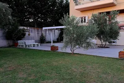 Image de A beutiful apartment with garden in queit place! ! !