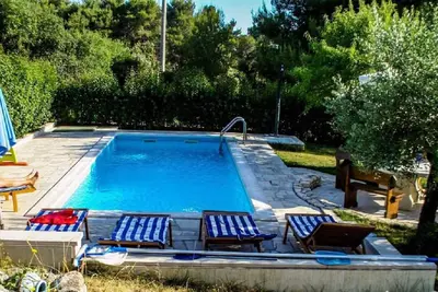 Villa Pula Bay with Pool