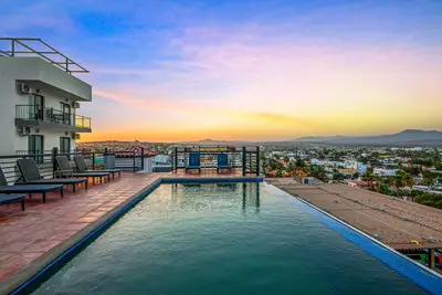 Image de Morgan Residences 607 @ Boutique Hotel with pool, gym & spa