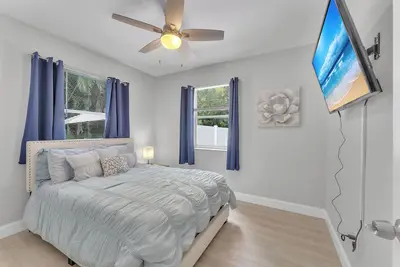 Image de Seaside Escape: 4br + Wi-Fi, Relaxing Backyard