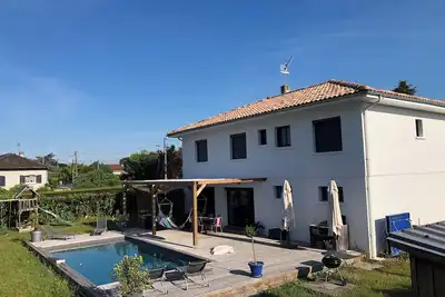 Image de Maison climatisée avec piscine