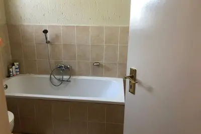 Image de Cozy 3 Bedroomed apartment in a secure estate, 10 mins away from Or Tambo