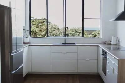 Image de Victoria St. Beach House, Coffs Jetty\n5 Bedroom Pet Friendly Airconditioned