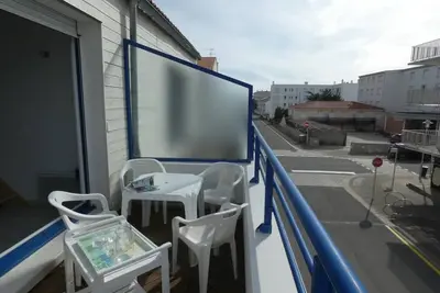 Image de Appartement idéal près de la plage pour 5 personnes, balcon spacieux