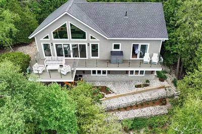 Image de the Lookout New Modern Cottage Beachfront