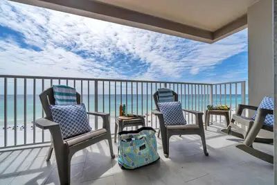 Image de 715 | Gulf Front Penthouse with 3 King Suites!