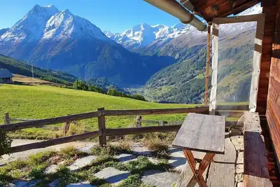 Image de Maison de vacances Villaz pour 1 - 8 personnes avec 3 chambres Ă coucher - Hutte