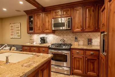 Image de Andora Villa Condo 108 - Spacious Modernized Condo, Walk to Restaurants