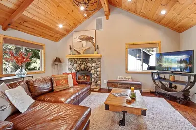 Image de Luxury Tahoe Chalet | Minutes to Dining