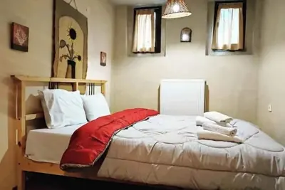Image de Îśaisonette Elpida