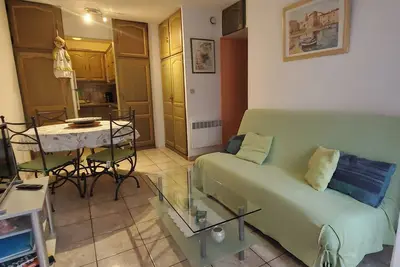 Image de Appartement plein centre avec piscine