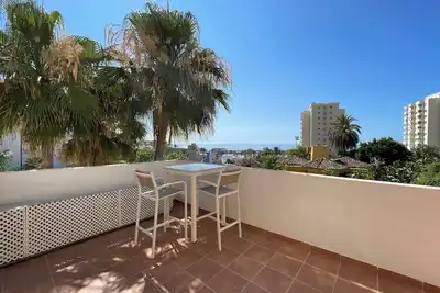 Image de Excelent Location! Close to Marina, Beaches and Town