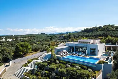 Image de Lux Villa 500mt to beach★Gym & Basket ★Heated pool