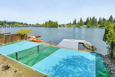 Image de Tacoma Home on Steilacoom Lake w/ Dock!