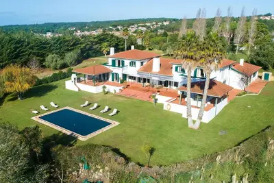 Image de Magnificent Lisbon Coast Villa | 5 Bedrooms | Villa Jazz | Private Pool & Prefect for Large Families | Sintra