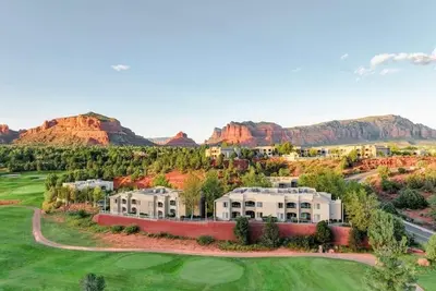 Image de Serene Suite w/ Balcony & Kitchen | Scenic Red Rocks View in Sedona's Heartscape