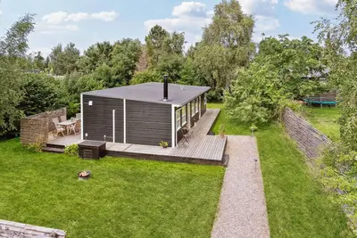 Image de Maison confortable à Dronningmølle avec.