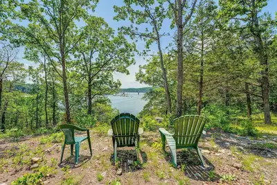 Image de Fire Pit & Stunning Lake Views: Shell Knob Home!