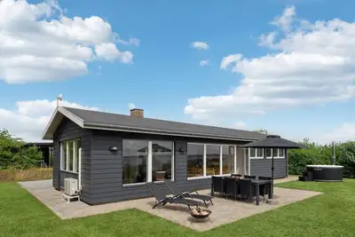 Image de Belle maison de 3 chambres à Ebeltoft