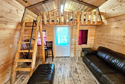 Image de Cozy cabin 8 minutes from Ark Encounter! !