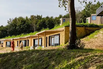 Image de Lodge spécial à flanc de colline à Gulpen