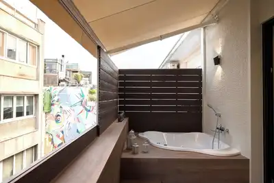 Image de Apt in Monastiraki with hot-tub, Dream in Athens