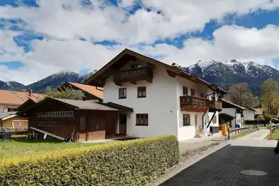 Image de Cozy vacation apartment in the heart of Wallgau!