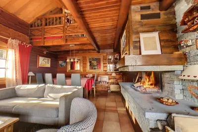 Image de Chalet 4* tout confort au Corbier · Cheminée · Sauna · WiFi · Proche des pistes