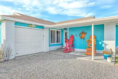 Image de Dog Friendly, Big Driveway, Hot Tub Near the Beach