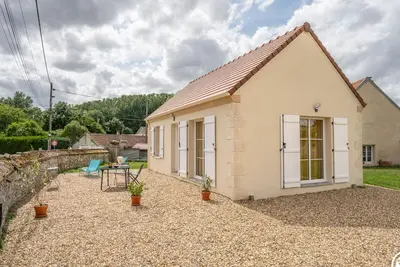 Image de Gîte cosy à Fay-les-Étangs: Jardin, Parking, Wi-Fi, Équipements moderness
